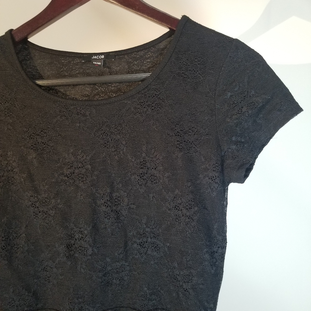 Top Peplum Blouse | All-black | Cap Sle… - Picture 4 of 15